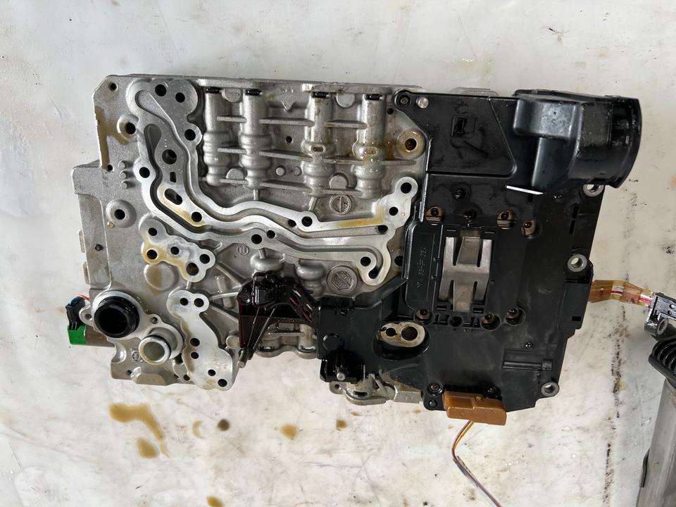 BMW 3er F30 F31 328i 8HP-45 Mechatroik Schiebekasten 1087327175 – Bild 10