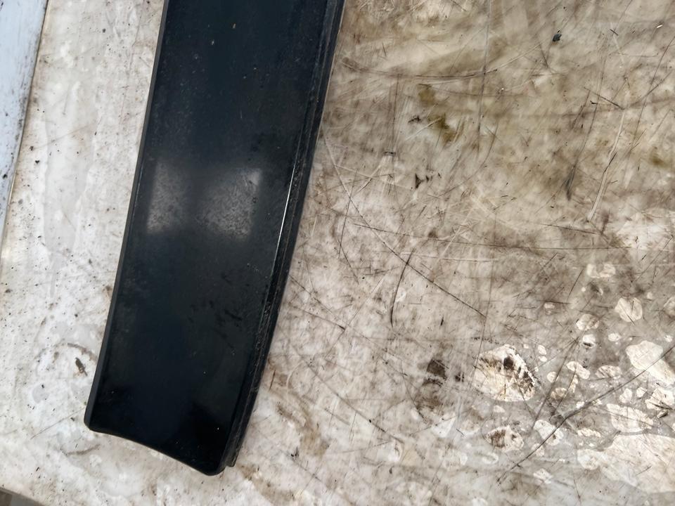 BMW 8er E31 Abdeckungsklappe Hinten 8108365 – Bild 4