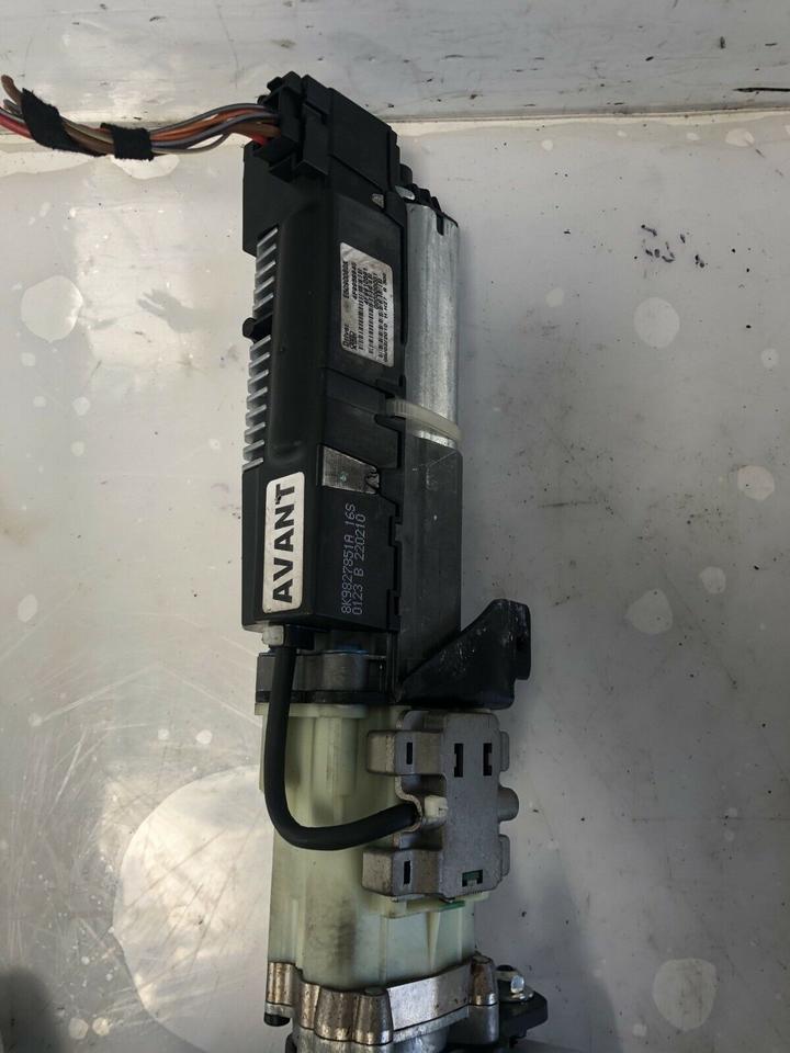 Audi A4 B8 8K Elektrische Heckklappenöffner 8K9827851 8K9827852 – Bild 10