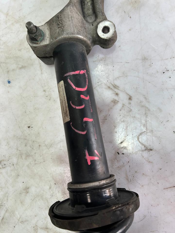 Audi A4 B9 8W Stoßdämpfer Federbein Dämpfer Vorne – Bild 5