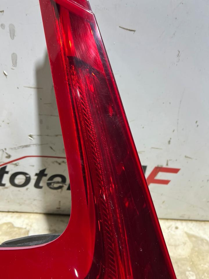 Volvo V40 D4 Rückleuchte Heckleuchte Leuchte Hinten – Bild 11
