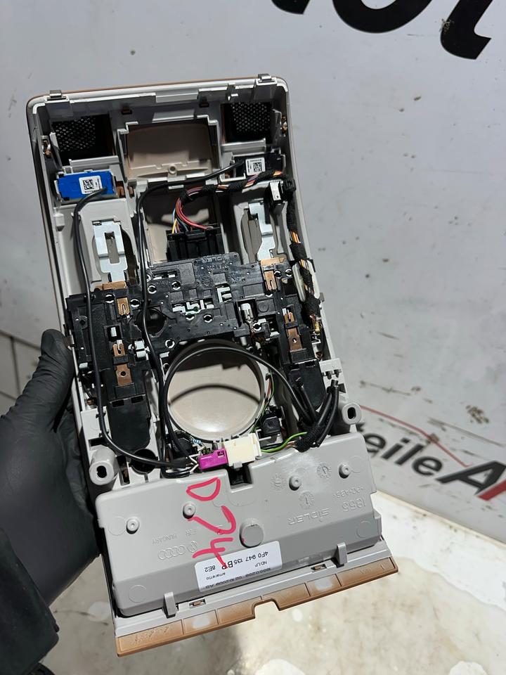 Audi A6 4F Leseleuchte Innenraumleuchte Leuchte 4F0947135BP – Bild 6