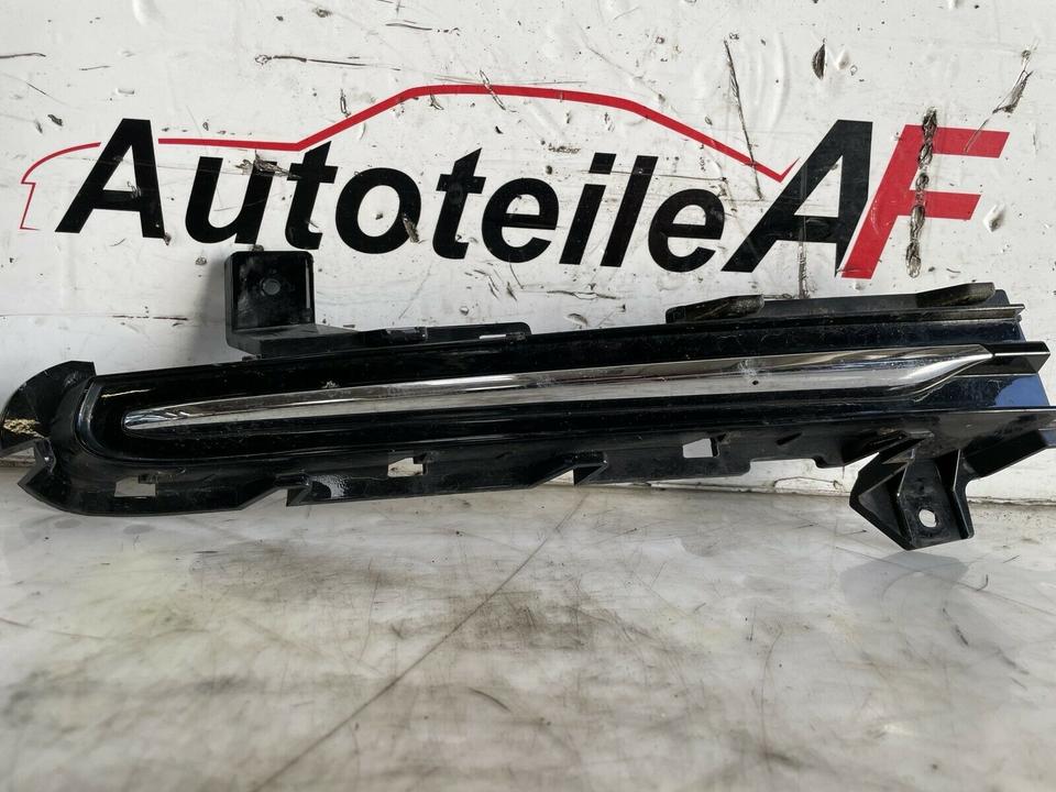 Volvo V40 Stoßfängergitter Gitter Vorne Rechts Links 31347059 – Bild 4