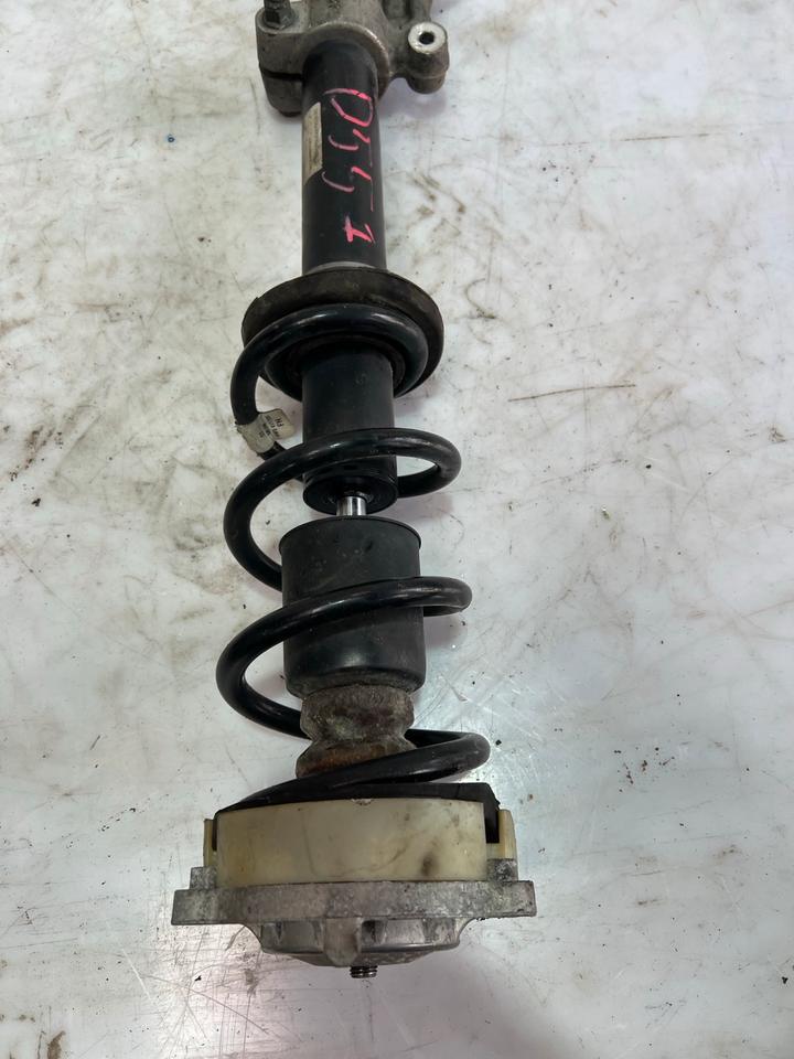 Audi A4 B9 8W Stoßdämpfer Federbein Dämpfer Vorne – Bild 4