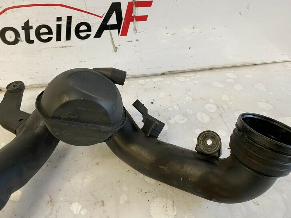 VW Audi Ladeluftrohr Turboladerrohr Druckspeicher 1K0145762 – Bild 3