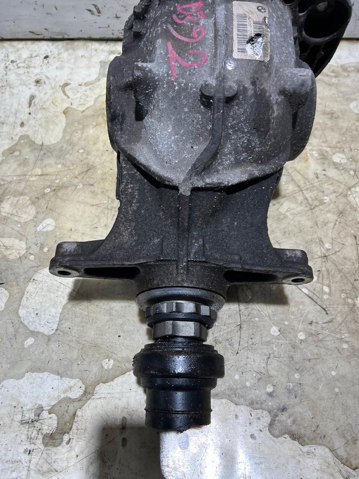 BMW 5er 6er F13 F10 Differential Hinterachsgetriebe 7584444 3.23 – Bild 2