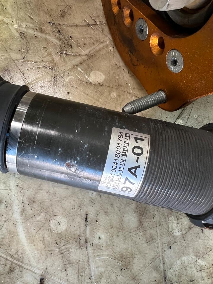 VW Touran 1T3 GP2 Gewindefahrwerk Fahrwerk Stoßdämpfer Federbein – Bild 7