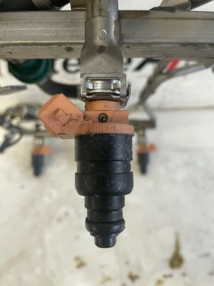 Audi S4 A6 4B 2.7 Turbo Einspritzdüse Injektor Einspritzleiste – Bild 5