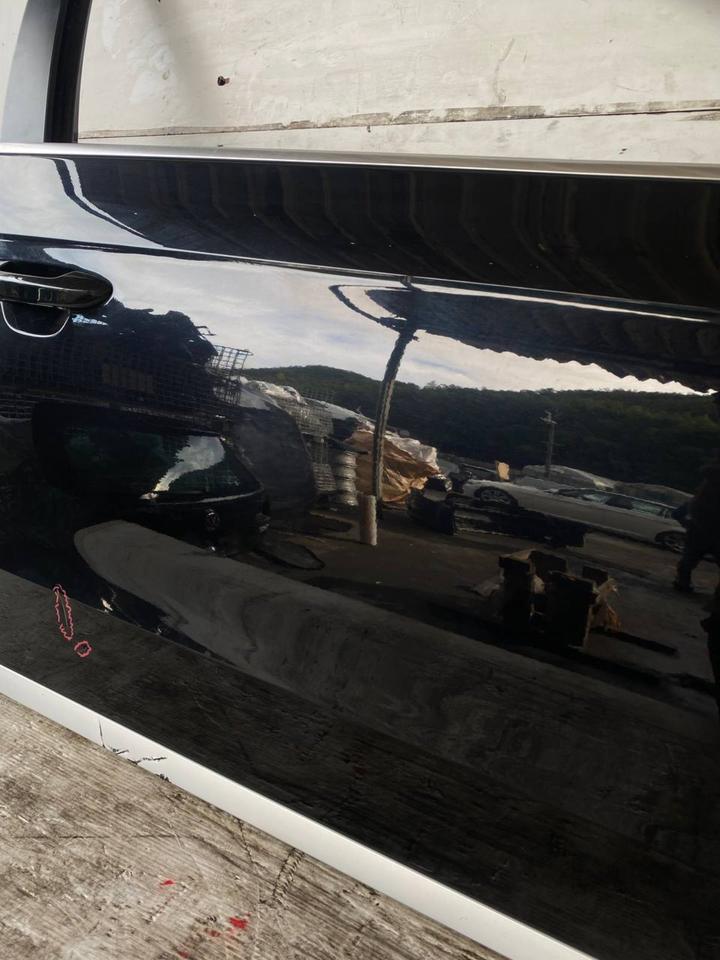 VW Passat B7 3C Alltrack Tür Vorne Rechts Beifahrertür LC9X – Bild 2