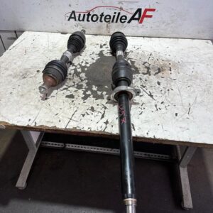 Mercedes W246 B180 Antriebswelle Vorne A2463302700 A2463302800