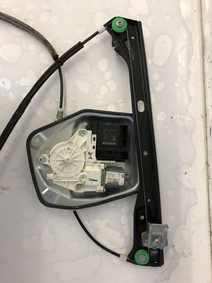 VW Golf 5 V 6 VI Fensterheber Motor Vorne Rechts 1K5837402 – Bild 3