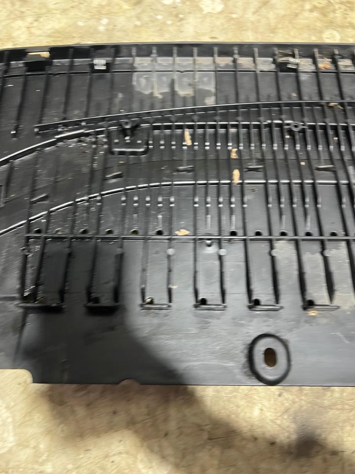 Audi A6 4G C7 Unterfahrschutz Unterbodenschutz 4G0807611 – Bild 6