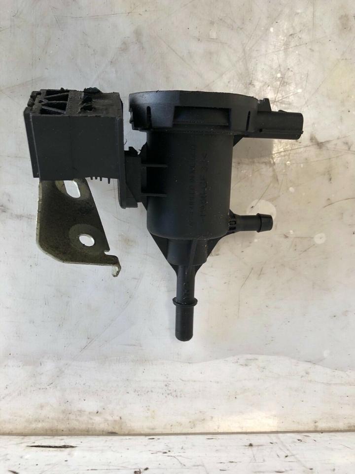 Mercedes CLS W218 Magnetventil A0014760532 – Bild 3