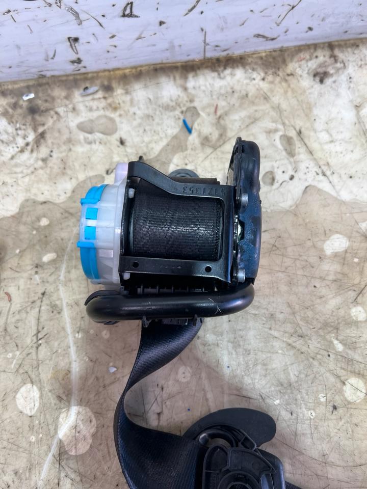 Audi Q3 8U Gurt Sicherheitsgurt Vorne Rechts 8U0857706A – Bild 5