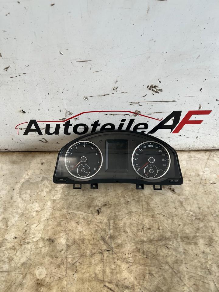 VW Tiguan 5N Tacho Tachometer Kombiinstrument 5N0920872B