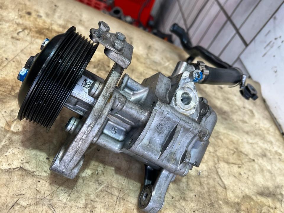 BMW 6er 7er F13 F01 F06 N63 Servopumpe Hydraulikpumpe 6796494 – Bild 9