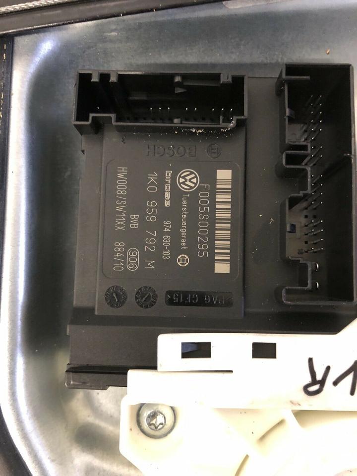 VW Golf 5 V 6 VI Fensterheber Motor Vorne Rechts 1K5837402 – Bild 6