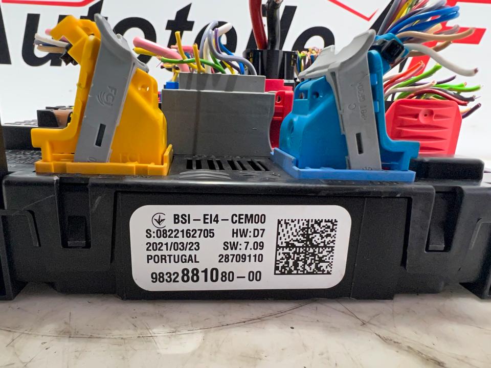 Opel Corsa F Sicherungskasten 9832881080 – Bild 3