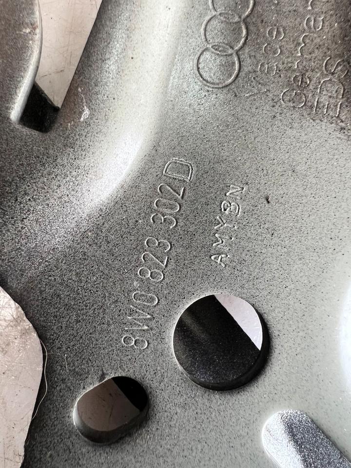 Audi A4 B9 8W Motorhaube Scharniere Vorne 8W0823301D 8W0823302D – Bild 11