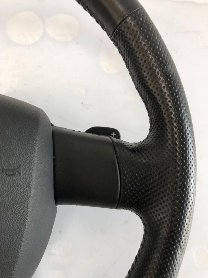 Audi A3 8P 3-Speicher F1 Lenkrad Airbag Fahrerairbag – Bild 3