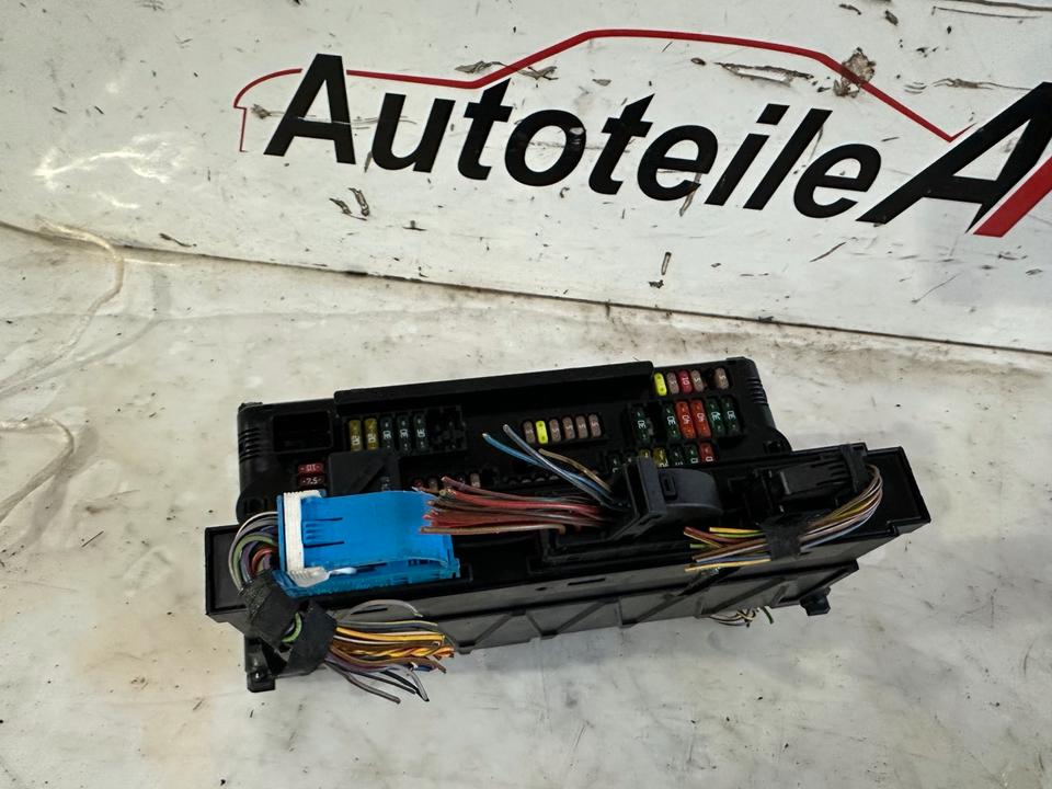 BMW 5er F10 F11 Stromverteilung Sicherungskasten 9210861 – Bild 4