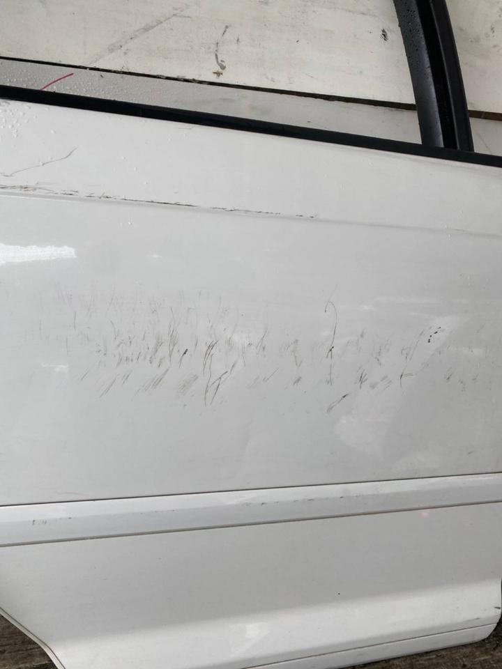 Audi A3 8P Tür Hinten Rechts LY9C – Bild 6