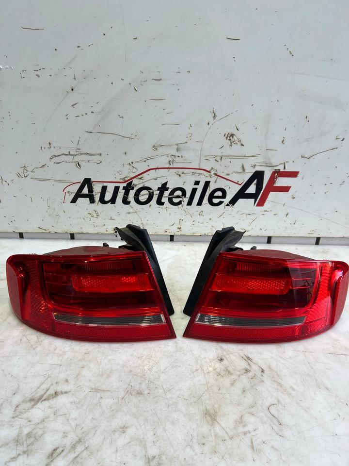 Audi A4 B8 8K Limousine Heckleuchte Rückleuchte Leuchte Hinten