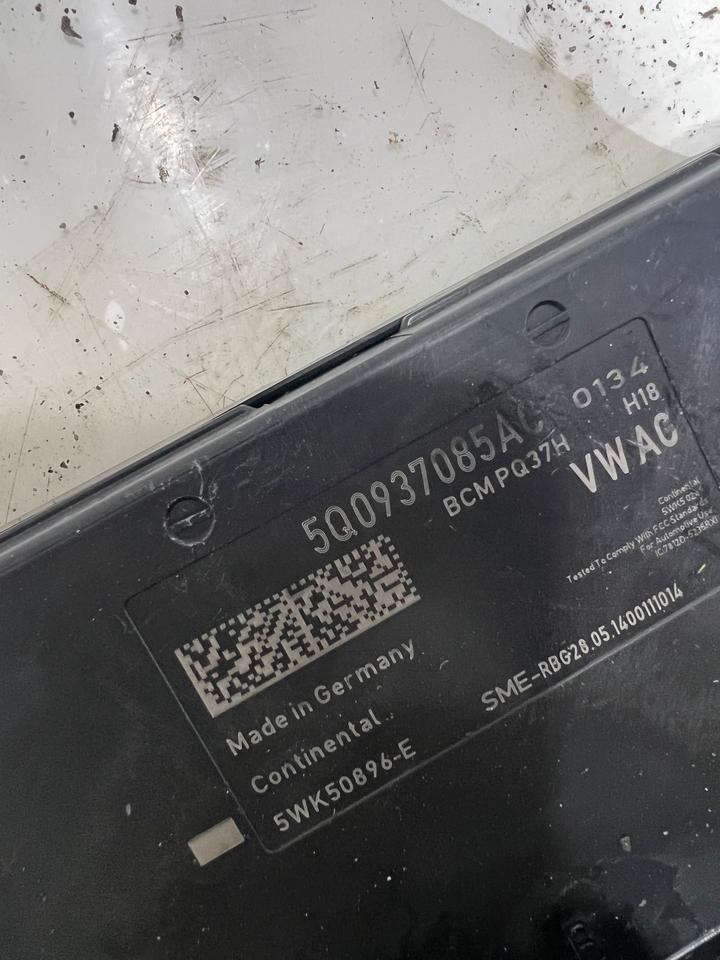 VW Golf 7 VII Bordnetz Steuergerät 5Q0937085AC – Bild 3