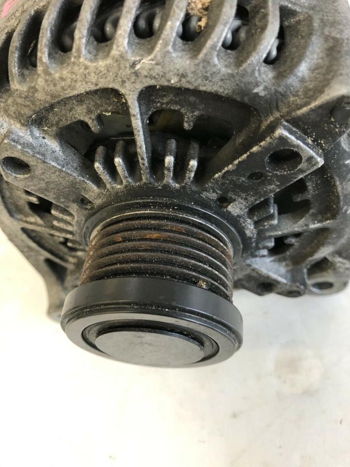 BMW 1er 3er F20 F21 F30 F31 N20 Lichtmaschine 7605478 – Bild 3