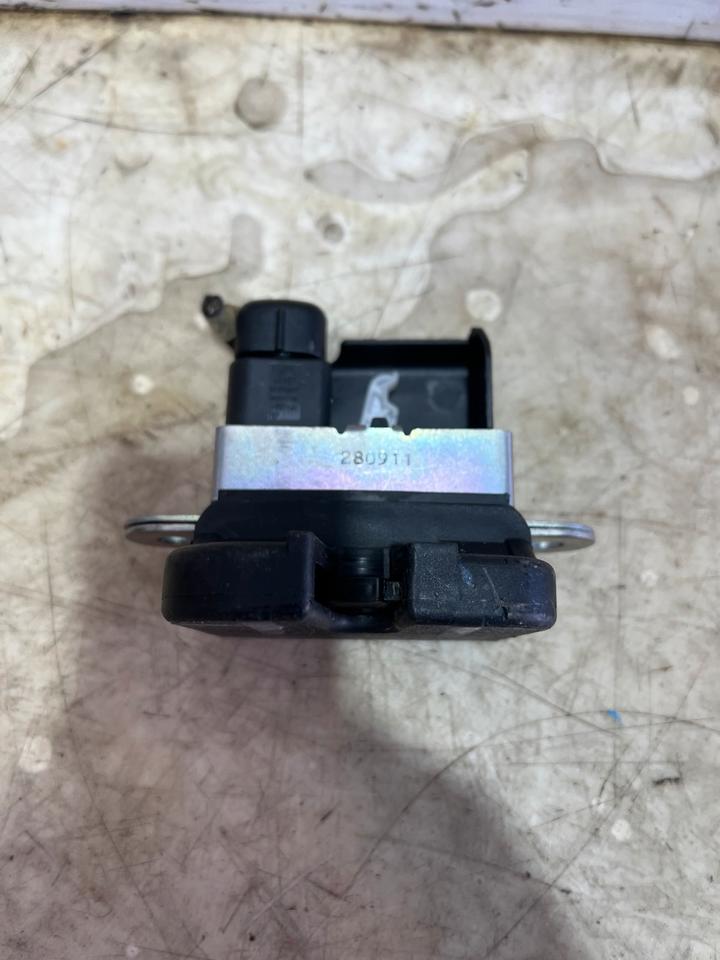 VW Touran 1T Heckklappenschloss Schloss Hinten 1T0827505H – Bild 3