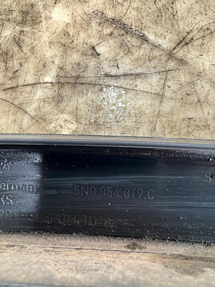 VW Tiguan 5N Zierleiste Radlaufabdeckung Hinten 5N0854819C – Bild 7