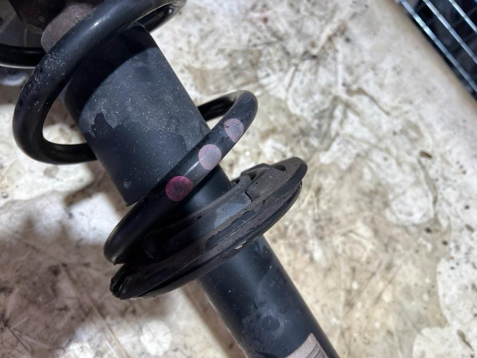 Audi A4 A5 8T B8 8K Stoßdämpfer Federbein Vorne Rechts Links – Bild 18