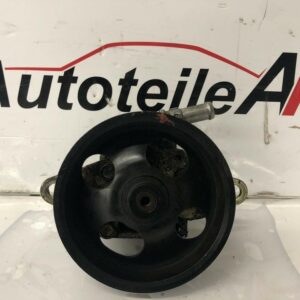 Nissan X-Trail T30 Servolenkung Servopumpe Servo 8H305-A