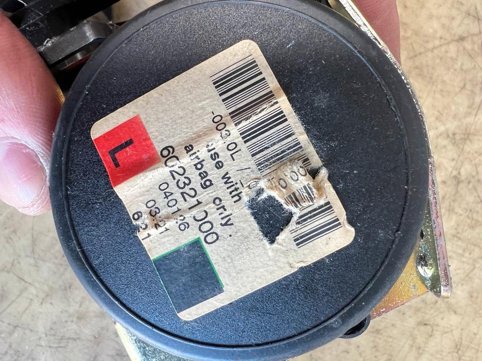 BMW 6er E63 E64 Gurt Sicherheitsgurt Vorne 602321100 602321000 – Bild 7