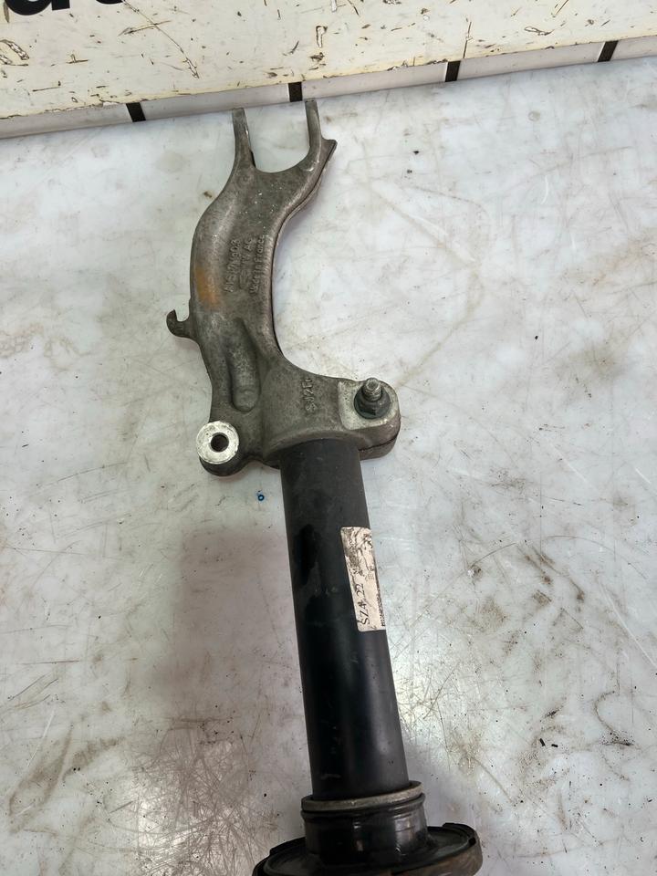 Audi A4 B9 8W Stoßdämpfer Federbein Dämpfer Vorne – Bild 11