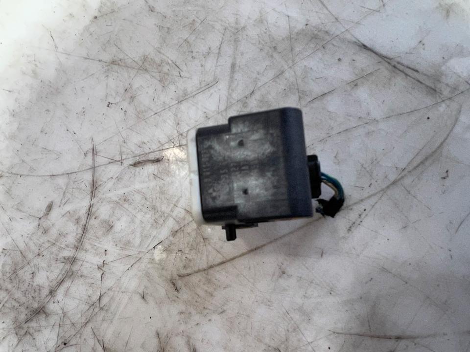 BMW 1er 3er E87 E90 Crash Sensor Beschleunigung 6911003 – Bild 4