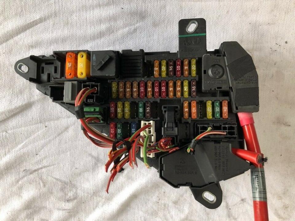 BMW 5er E60 E61 Sicherungskasten Stromverteiler 6906599 6906558 – Bild 2