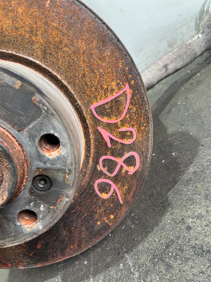 BMW 3er F30 F31 320d Achsschenkel Radnabe Bremssattel Vorne – Bild 15
