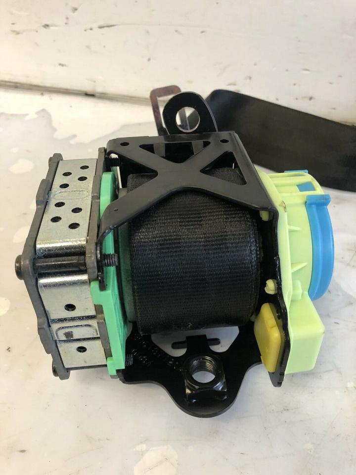 Audi TT 8J Sicherheitsgurt Gurt Vorne Links 8J8857705 – Bild 6