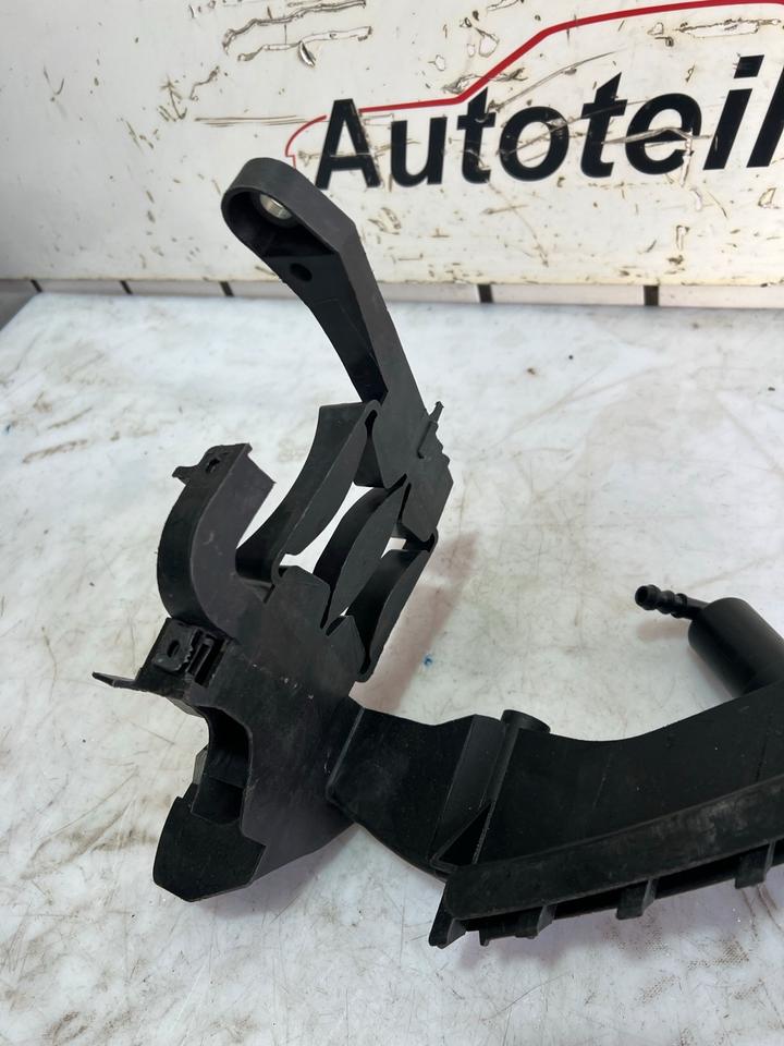 Audi A4 B8 8K Scheinwerfer Aufnahme Vorne 8K0805607 8K0805608 – Bild 4