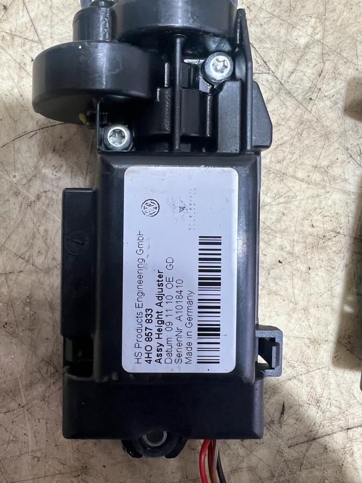 Audi A8 4H Gurtversteller Sicherheitsgurt Höhen 4H0857833 – Bild 4