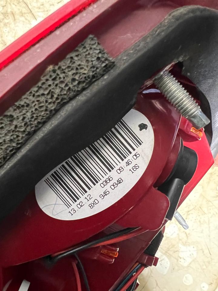 Audi A1 8X LED Heckleuchte Rückleuchte Leuchte Hinten – Bild 10