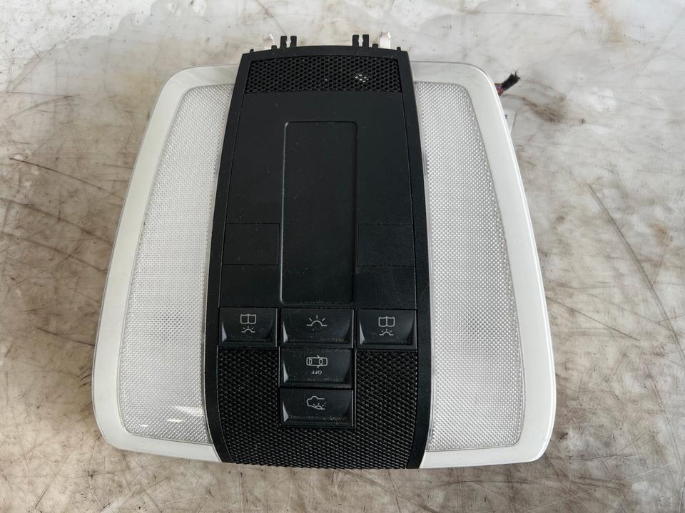 Mercedes W204 S204 Leseleuchte Innenleuchte Leuchte A2048202001 – Bild 3