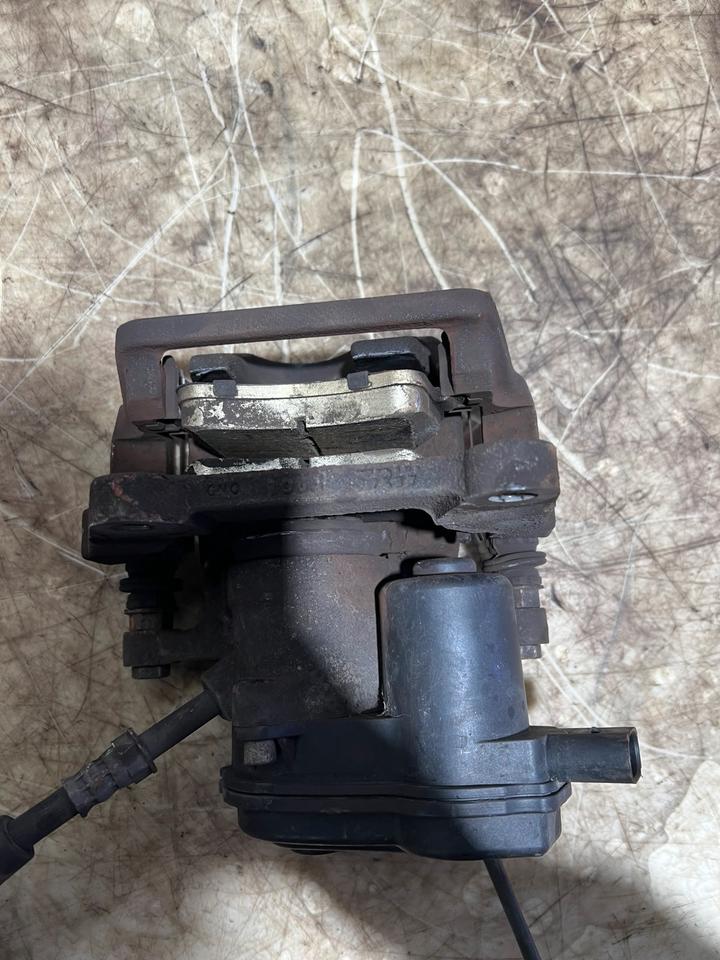 Audi A8 S8 4H D4 Bremssattel Bremse Bremssättel Hinten – Bild 7