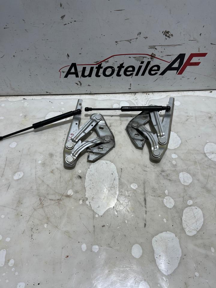 Audi A1 8X Motorhauben Scharnieren 8X082331 8X023302