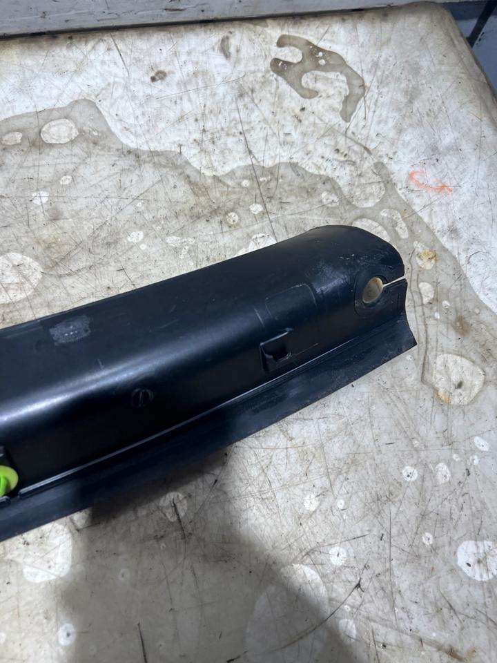 Mercedes W218 X218 Kofferraum D-Säule Verkleidung A2186900407 – Bild 9