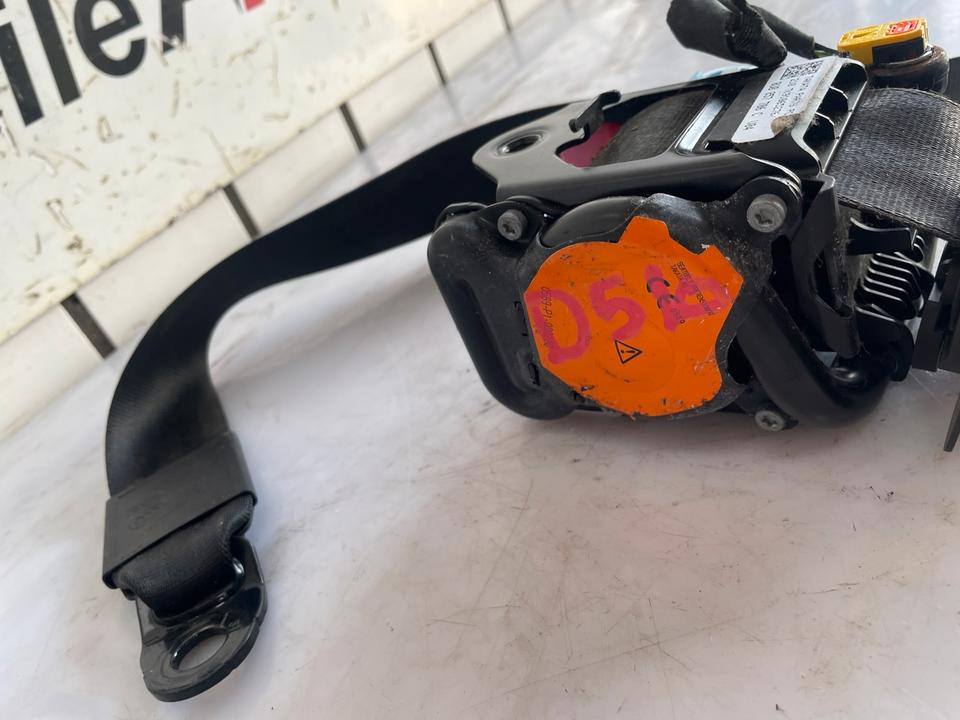 Audi Q3 8U Gurt Sicherheitsgurt Vorne 8U0857706C – Bild 4