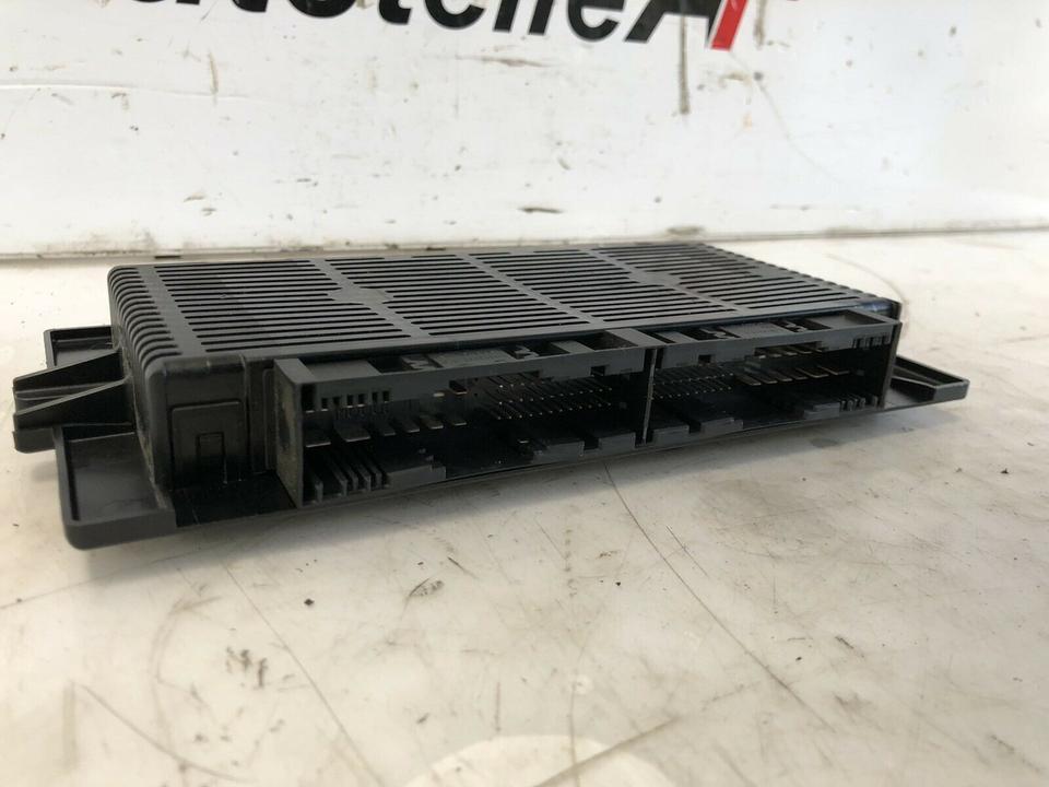 BMW 1er 3er E87 E90 E91 Fußraummodul Steuergerät 6988003 – Bild 3