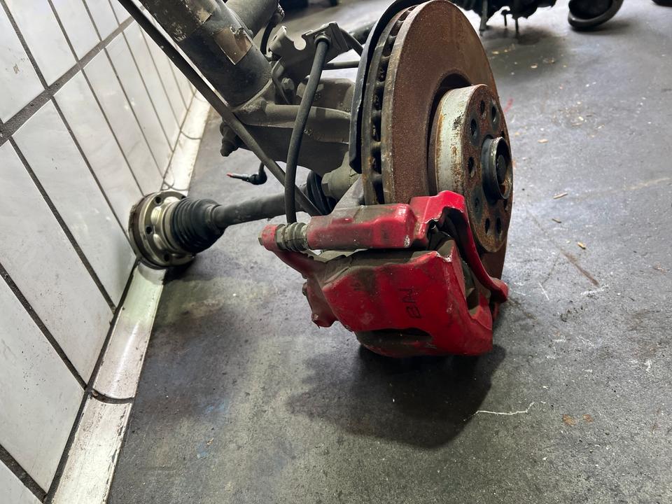 VW Golf 7 VII GTI Achsschenkel Radnabe Stoßdämpfer Vorne – Bild 4