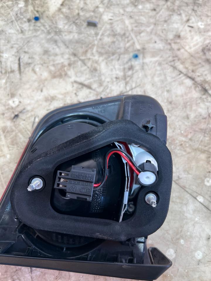 VW Tiguan 5N Rückleuchte Heckleuchte Leuchte Hinten – Bild 5